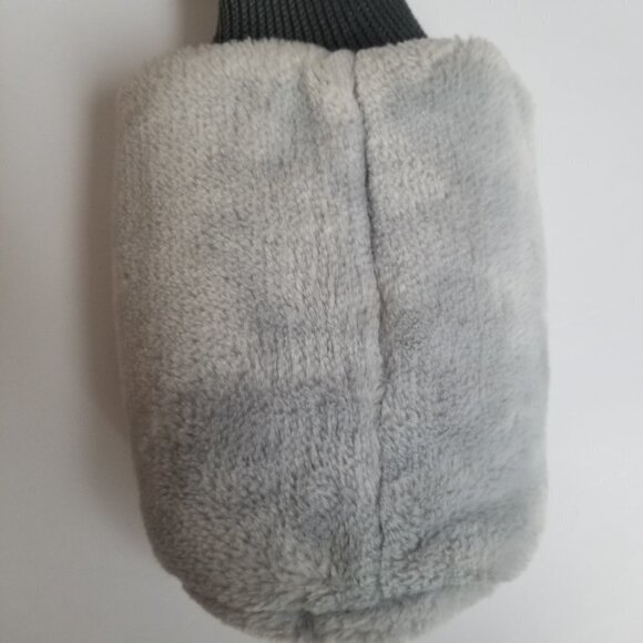 Cleveland Launcher Golf Driver Head Cover Fuzzy Grey Top Dark Grey Bottom - Picture 4 of 4